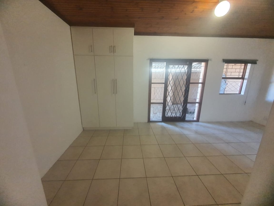 2 Bedroom Property for Sale in Gonubie Eastern Cape